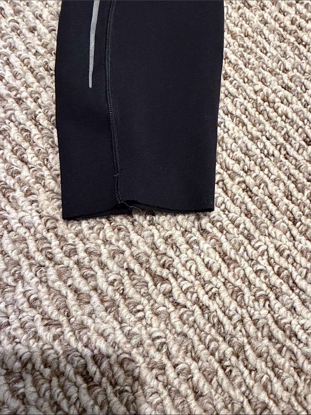 Lululemon Pants Womens 0 Black Base Pace High-Rise HR Reflective Tight 25" - Picture 4 of 12